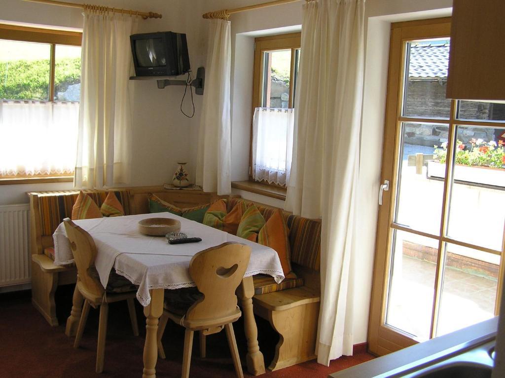 Hotel Fleckhof à Neustift im Stubaital Chambre photo